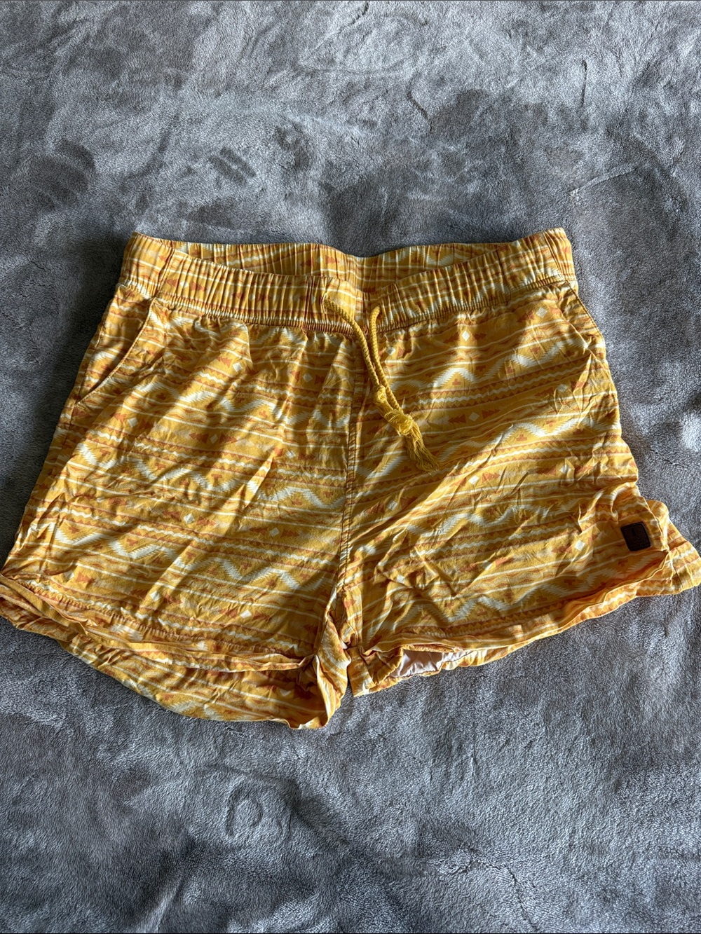 Passenger Women’s Yellow Patterned Athletic Shorts - Lightweight Activewear L